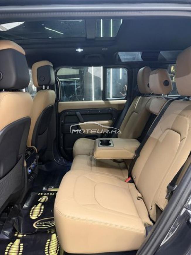 Land rover defender 