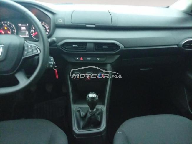 DACIA. Sandero