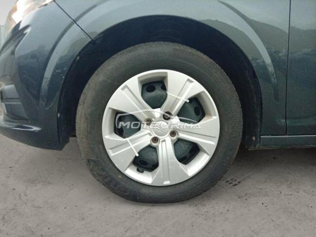 DACIA. Sandero
