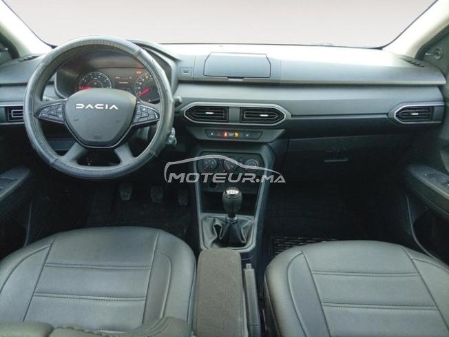 DACIA. Logan