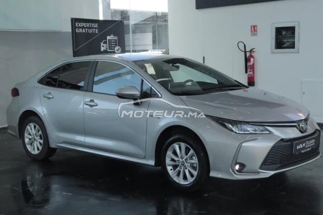 TOYOTA Corolla Prestige