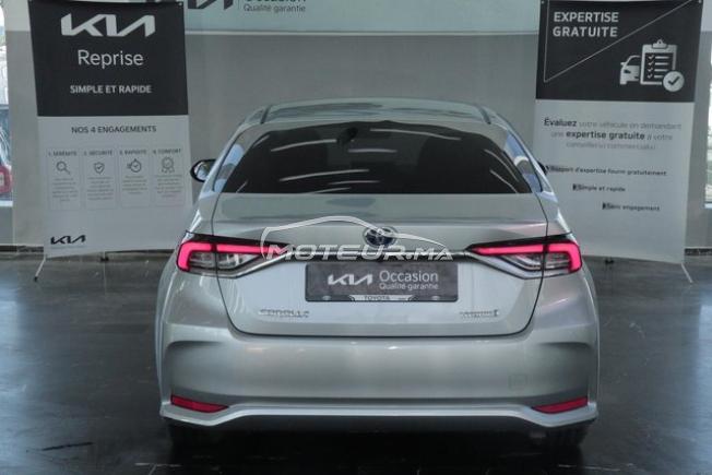 TOYOTA Corolla Prestige