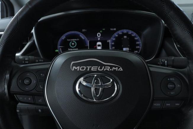 TOYOTA Corolla Prestige