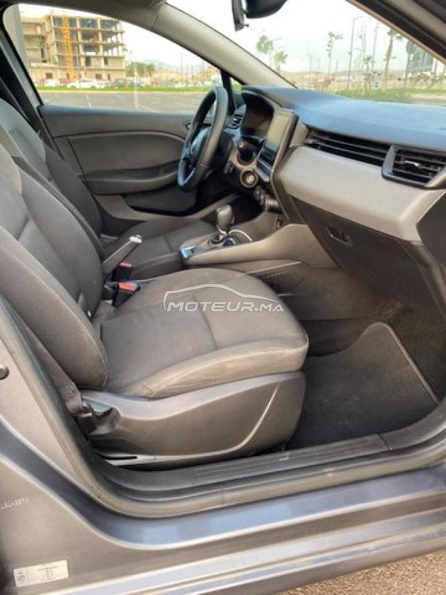 Renault Clio 5 Essence Automatique 2023 à Agadir