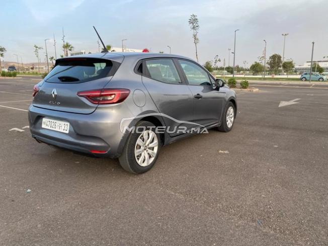 Renault Clio 5 Essence Automatique 2023 à Agadir
