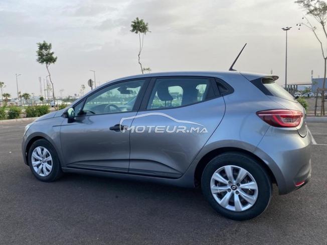 Renault Clio 5 Essence Automatique 2023 à Agadir