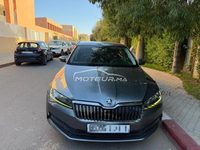 Skoda Superb Diesel Automatique 2022 à Marrakech