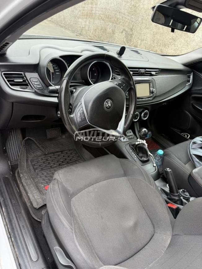 Alfa Romeo Giulietta Diesel Automatique de 2017 en très bon état.