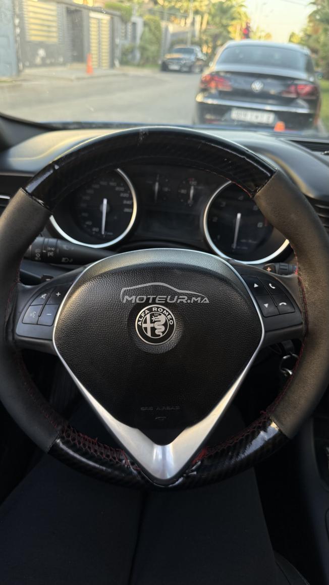 Giulietta 1.6L 2019 automatique double toit panoramique ouvrant - très bon état
