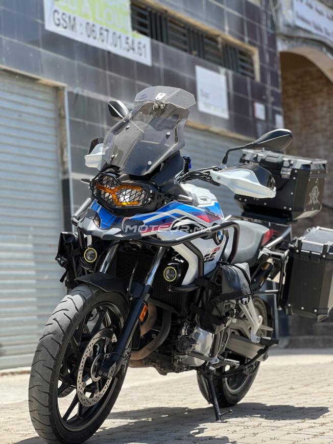 Moto BmW F750 GS total equipements et sous garanties