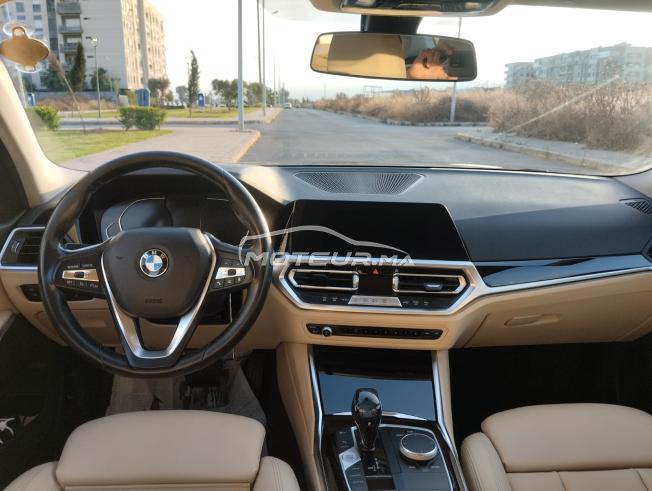 Bmw série 3 noire excellent état