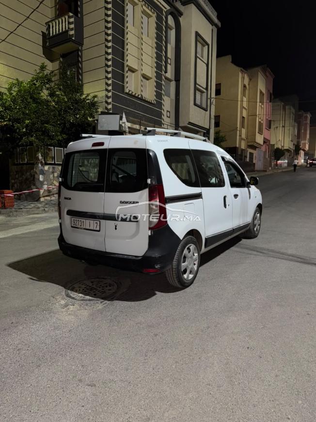 dacia dokker tré bon état faible consommation 4 pneu neuf