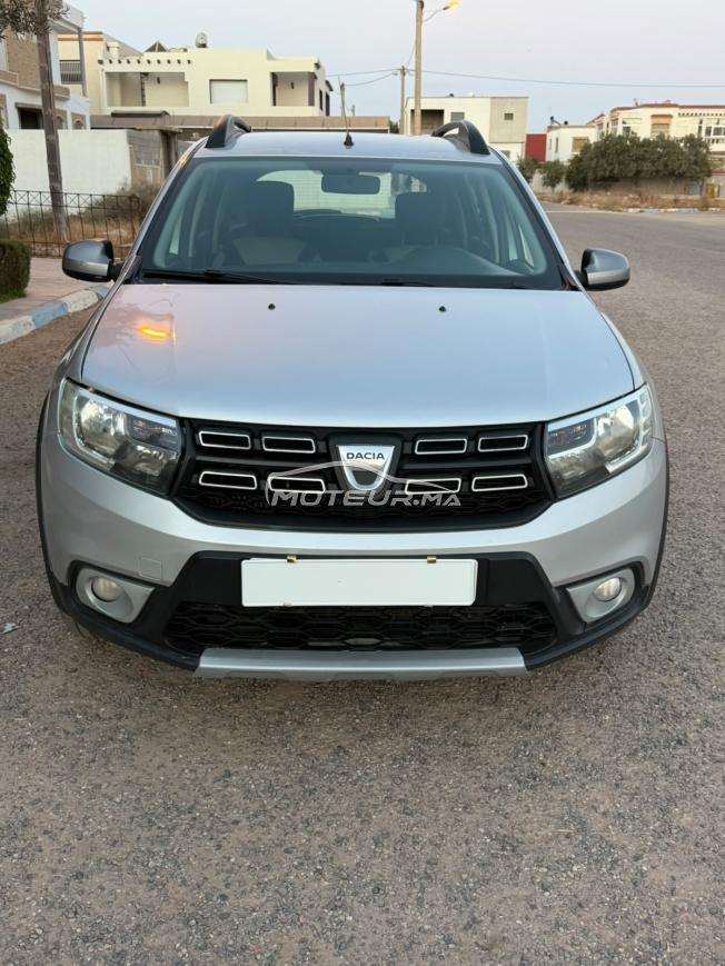 DACIA Sandero Stepway 2017 très bon état