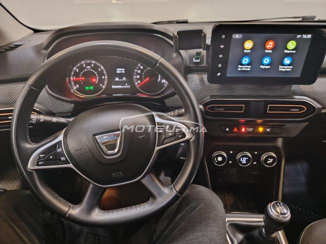 Dacia steepway tout options en bonne état à vendre , rien à prévoir
