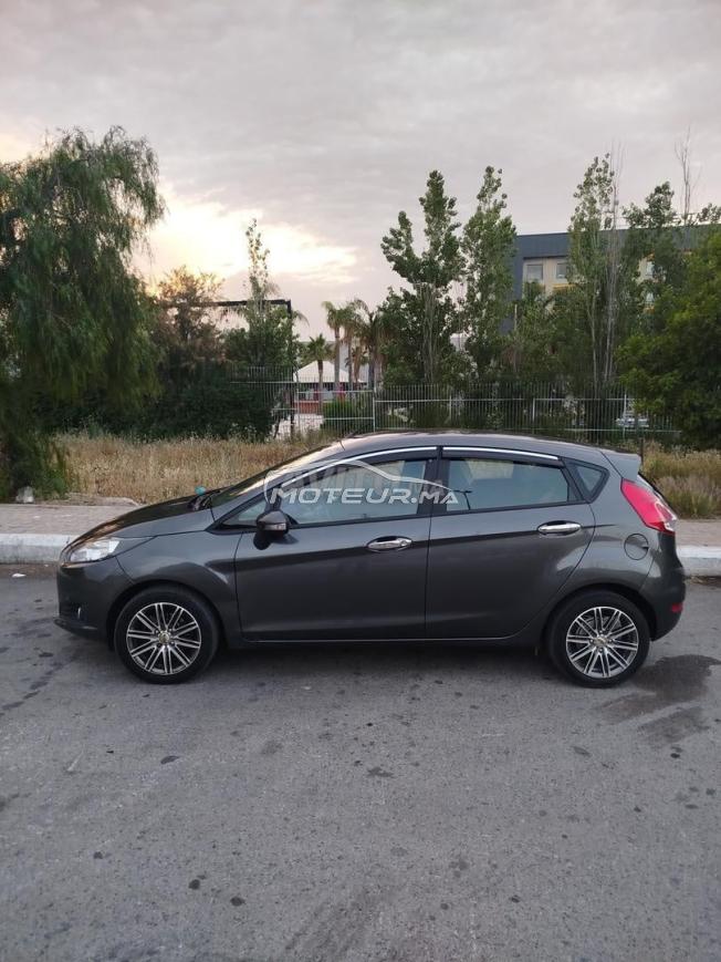 Ford Fiesta 2017 2eme main ( trés bon état )