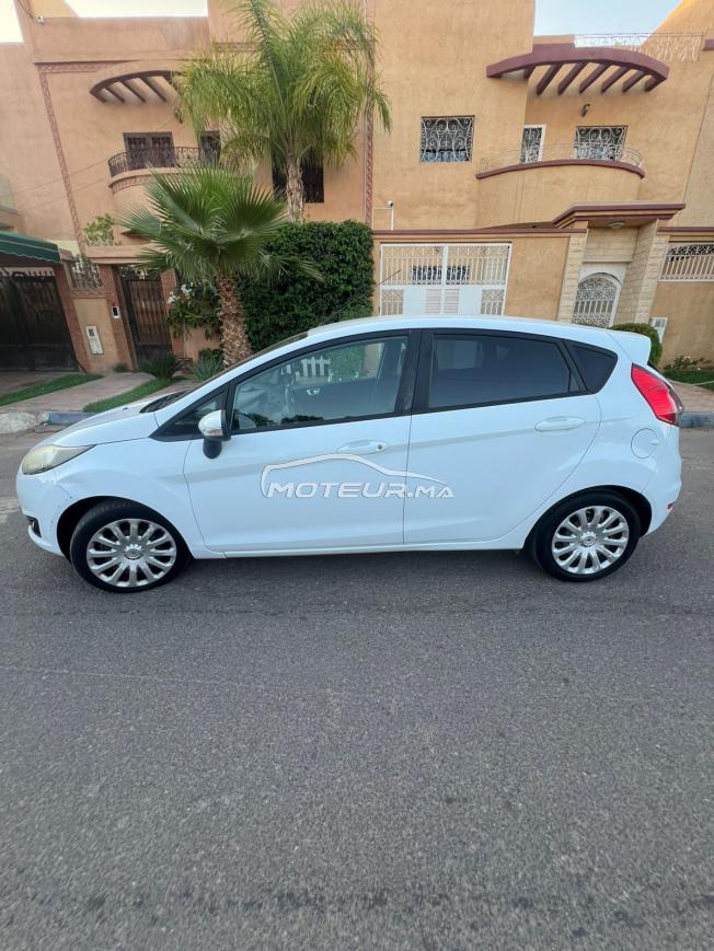 Ford Fiesta octobre 2014.tres bon état