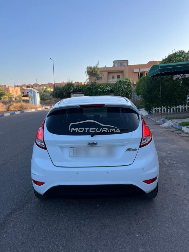 Ford Fiesta octobre 2014.tres bon état