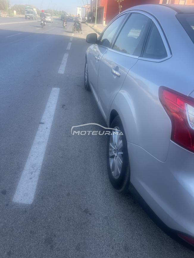 Voiture en bonne état avec entretien à jour