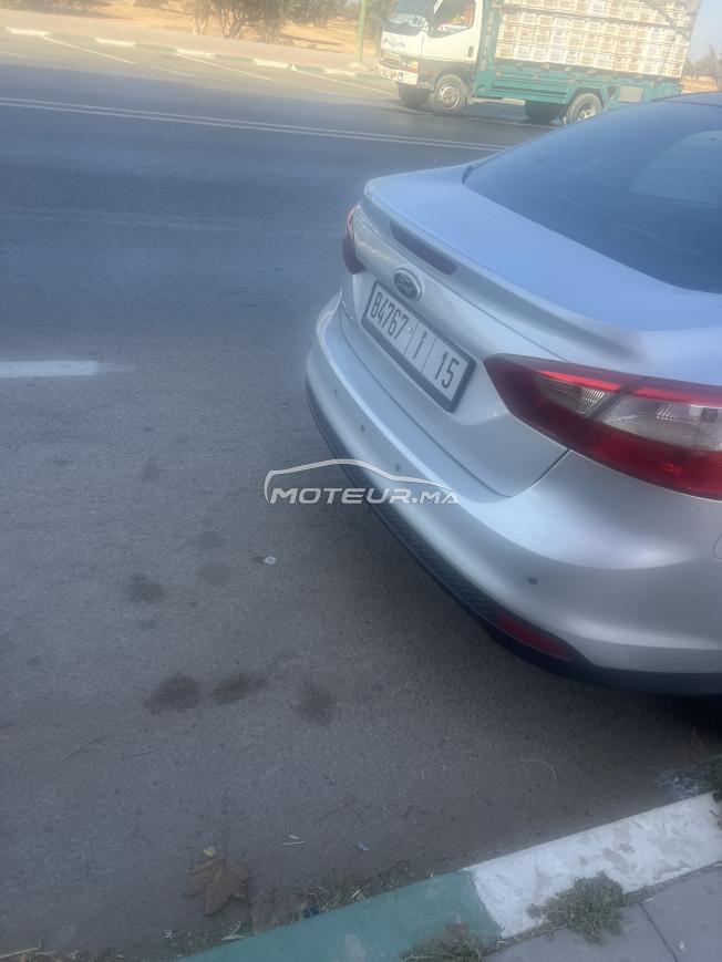 Voiture en bonne état avec entretien à jour