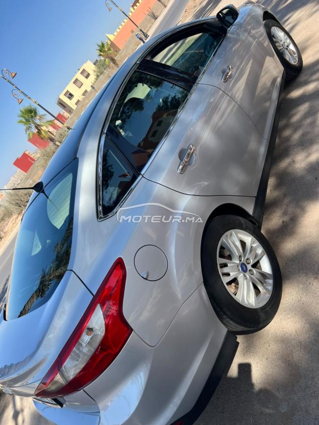 Ford focus très bonne état