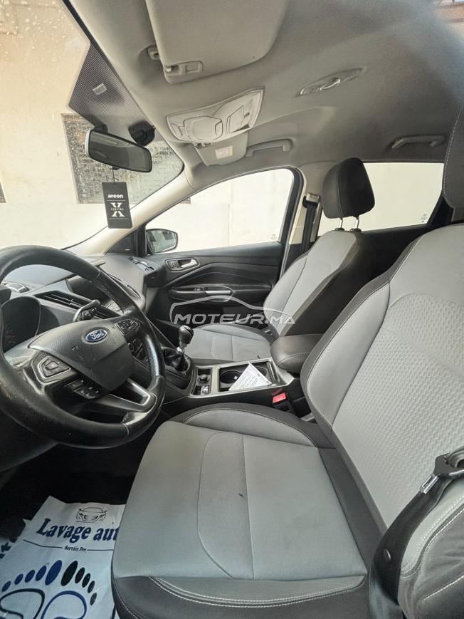 Ford kuga - très bon état