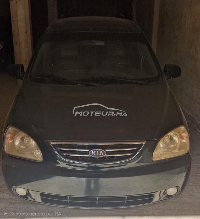 Kia carens
