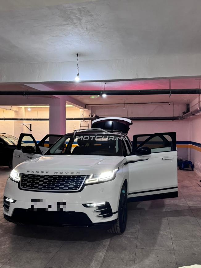 À vendre magnifique Range Rover Velar D240 R-Dynamic SE, modèle 2020, en excellent état.