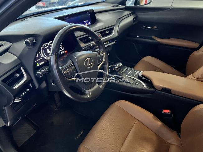 Lexus UX 250h Hybride Automatique – 110 000 km – Entretien Lexus