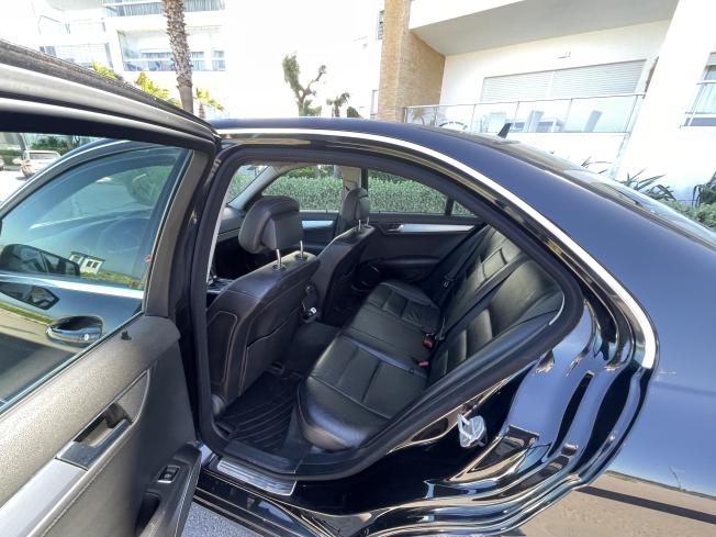 Mercedes C220 Avantgarde BlueEfficiency – 2011 | 1ère main | État exceptionnel