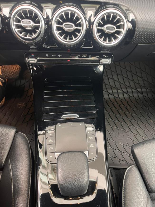 Mercedes CLA 220d 1ere main