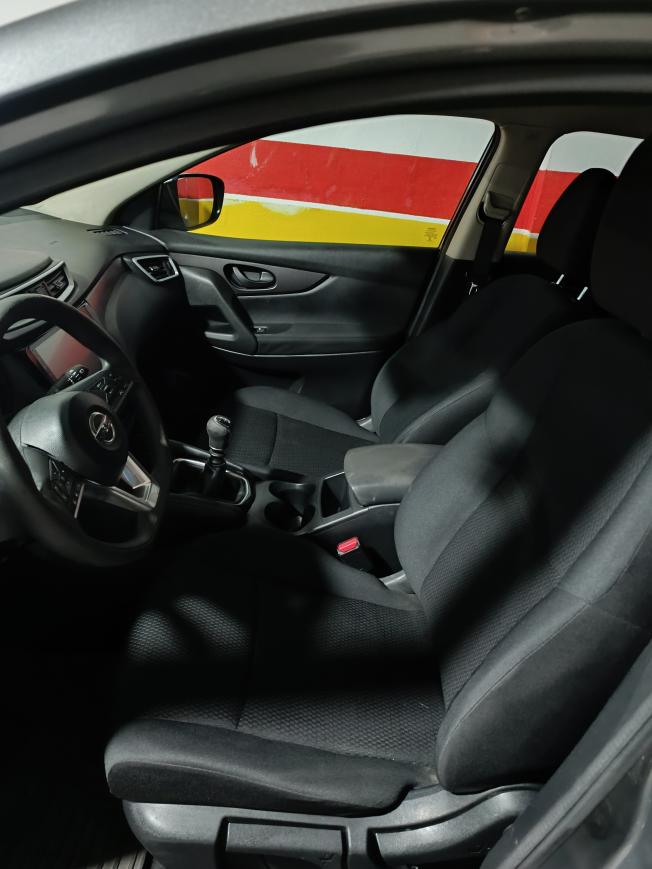 Nissan qashqai. très bon état