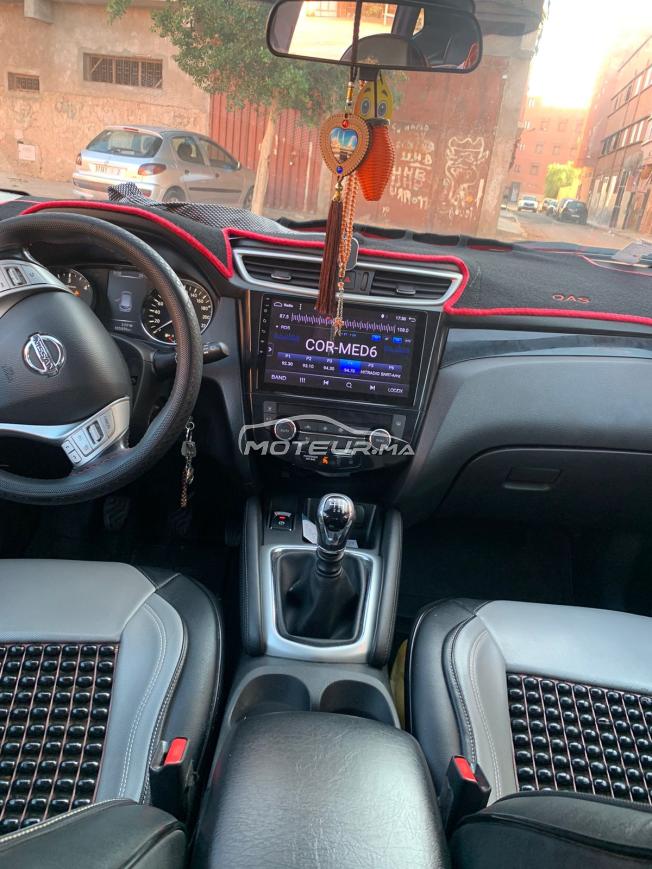 Nissan qashqai 2015 comme neuf