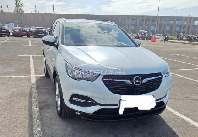 Grandland X 2021 très bon état