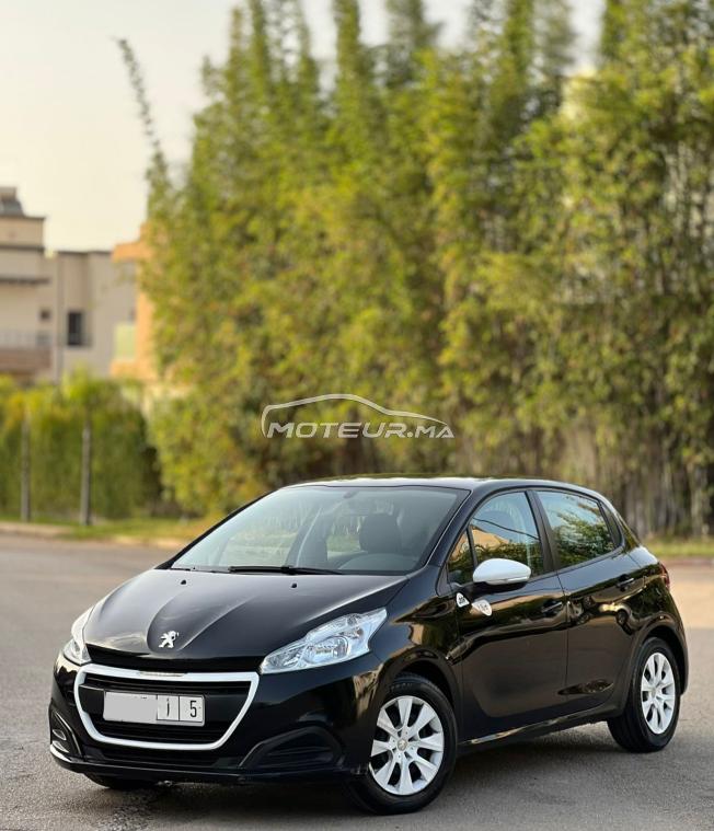 🚗 Peugeot 208 Like 2017 – Essence  – 91,000 km