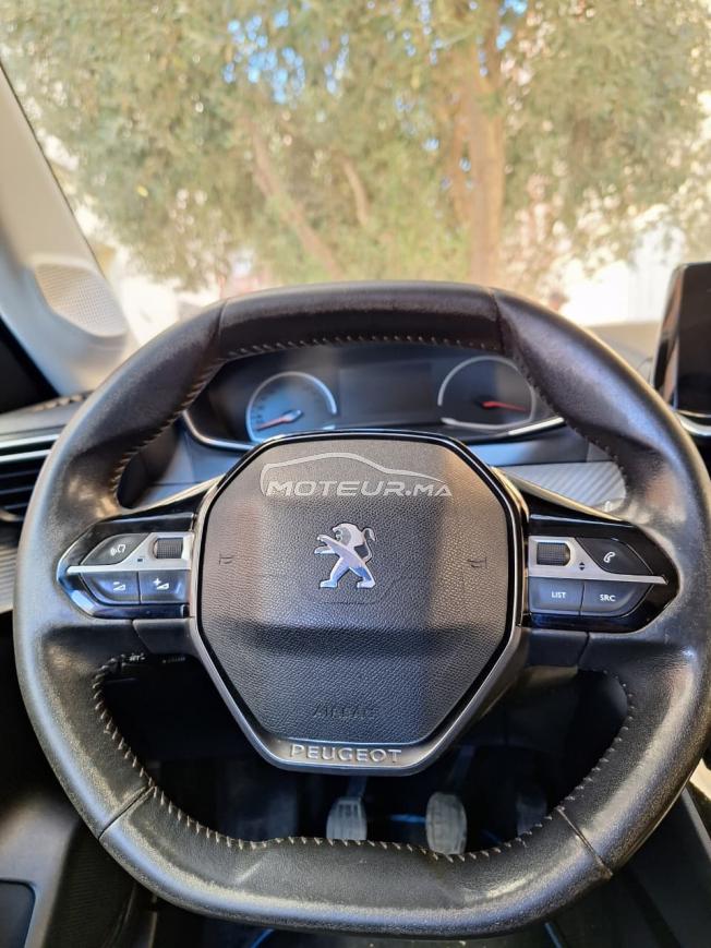 peugeot 208 2023 tres bon etat