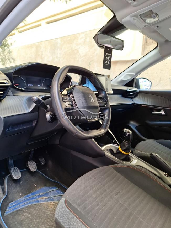 peugeot 208 2023 tres bon etat