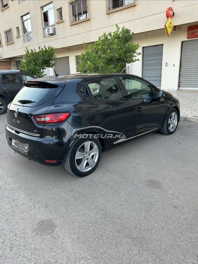 Clio 4 diesel modèle 2014 très bonne qualité