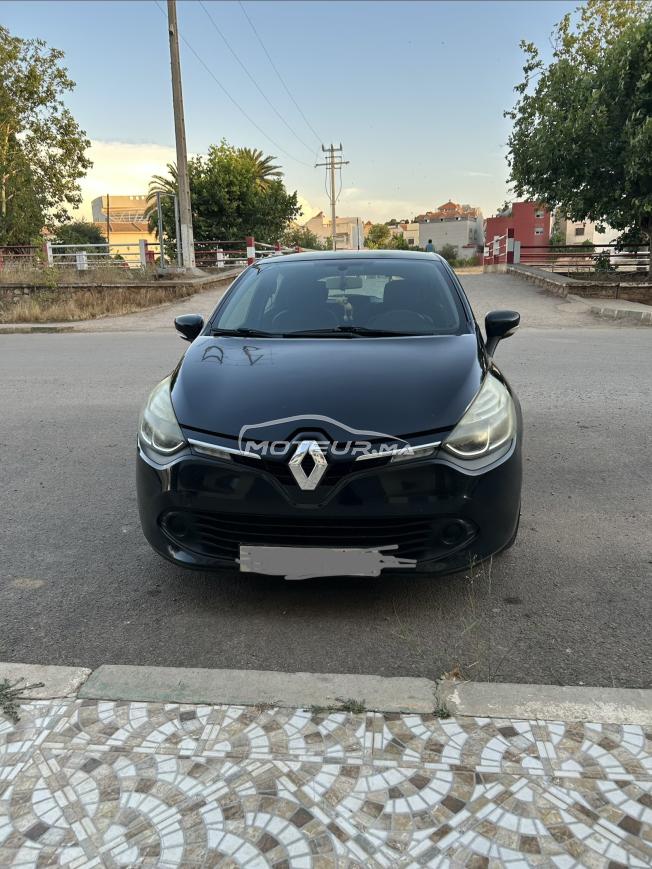 Clio 4 diesel modèle 2014 très bonne qualité