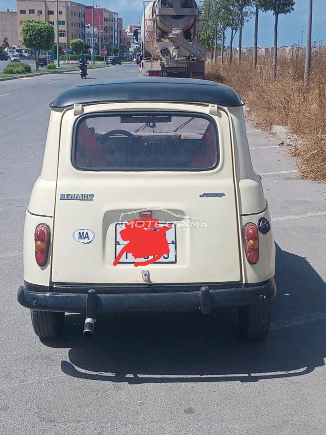 Renault 4 très bon état