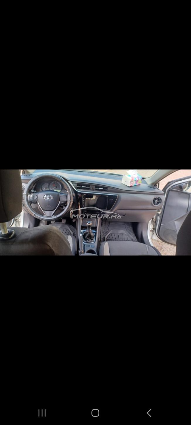 Toyota Auris première main très bien entretenu