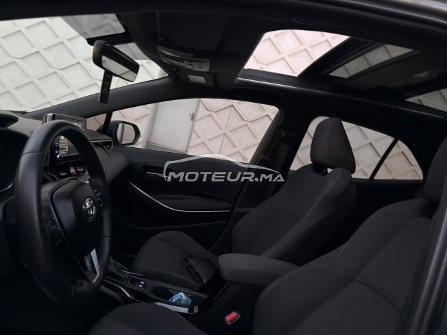 Toyota corolla hybride 2021 très bonne état
