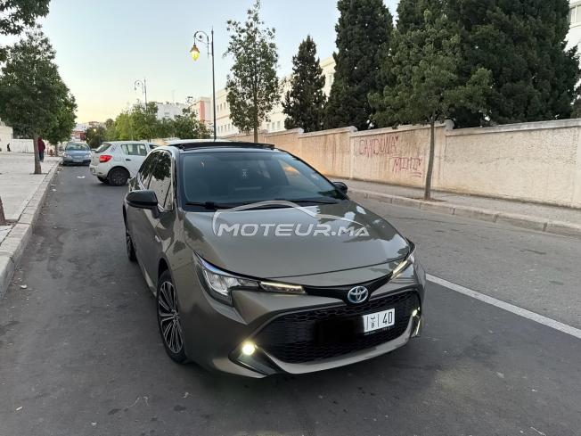 Toyota corolla hybride 2021 très bonne état