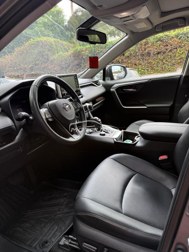 RAV4 Hybride 2022 Bon état