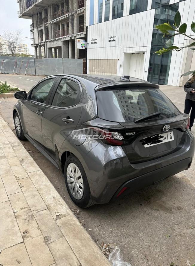Yaris hybride 33000km 1ere main