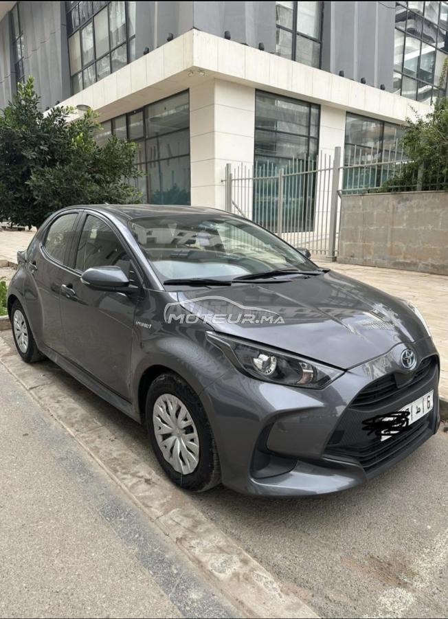 Yaris hybride 33000km 1ere main