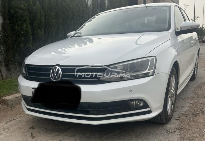 À vendre : Volkswagen Jetta 2016, première main, en très bon état.