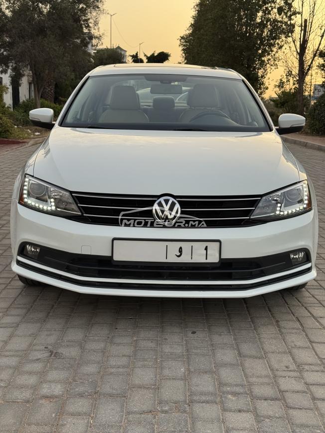 À vendre Volkswagen Jetta 2019, équipée d’un moteur 2.0 TDI Diesel et d’une boîte automatique