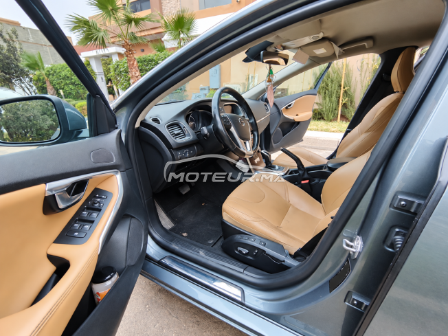 Volvo V40 Diesel Automatique – 2020 – Première main