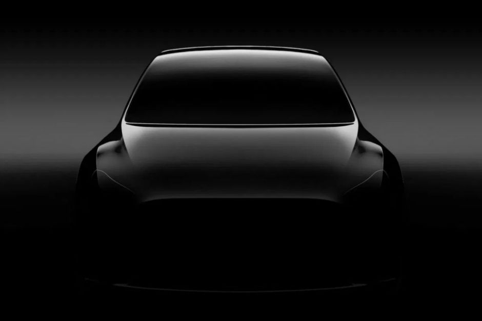 Tesla Model Y :  le deuxième SUV sera dévoilé en 2019 par le constructeur américain .