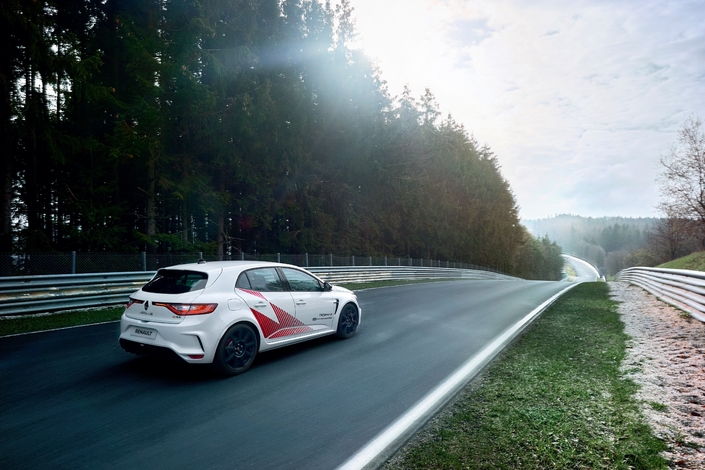 Renault dévoile la Mégane RS Trophy-R
